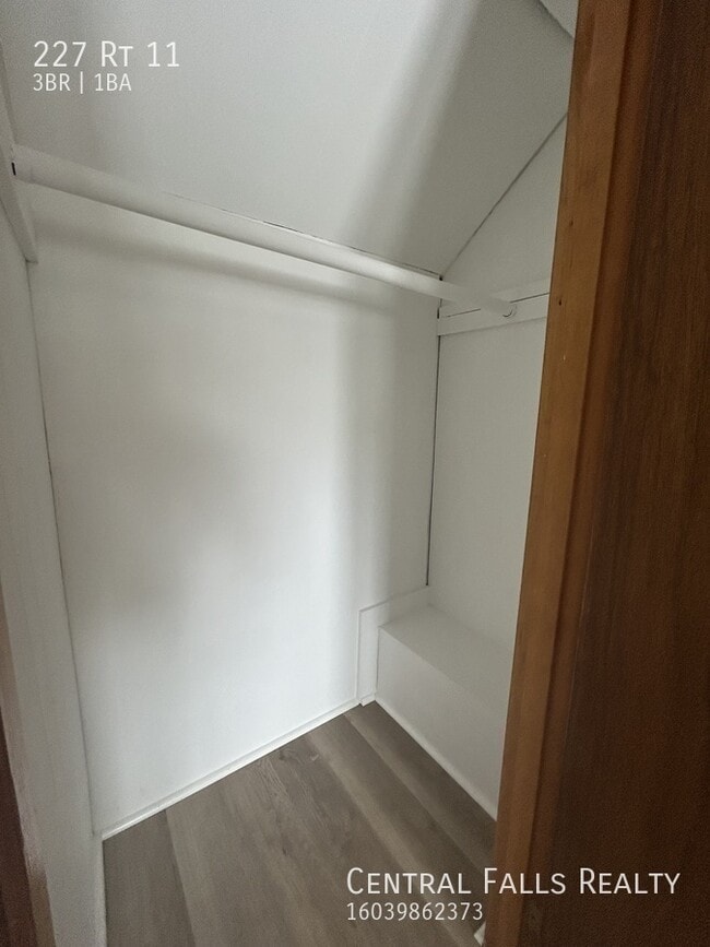 Building Photo - 227 Rt 11 -