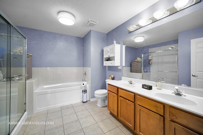 Building Photo - 2389 Stoughton Cir