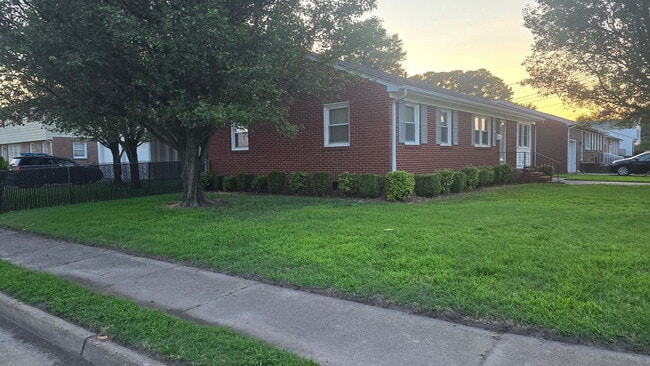 Building Photo - 411 Big Bethel Rd