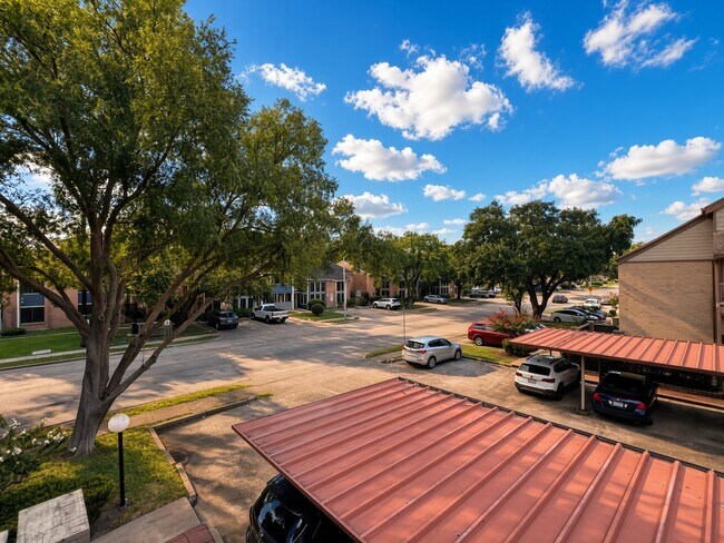 Building Photo - 8359 Sands Point Dr
