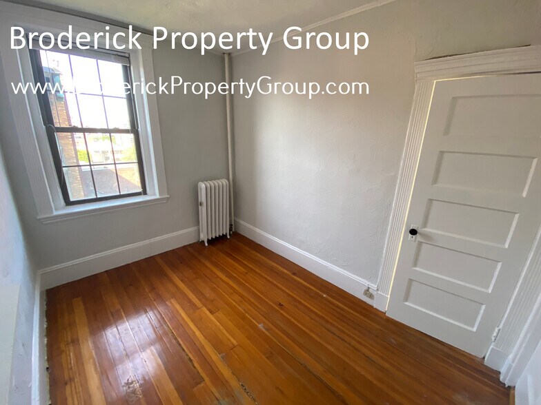 Building Photo - 30 Revere St