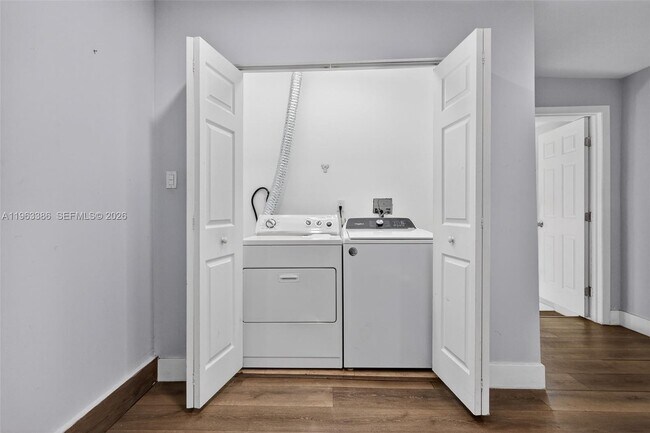 Building Photo - 1880 NW 69th St