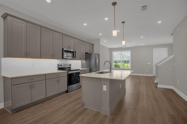 Building Photo - 17025 Haggerty Hollow Dr
