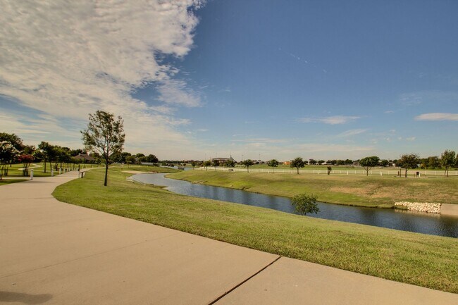 Building Photo - 7612 Spring Dr