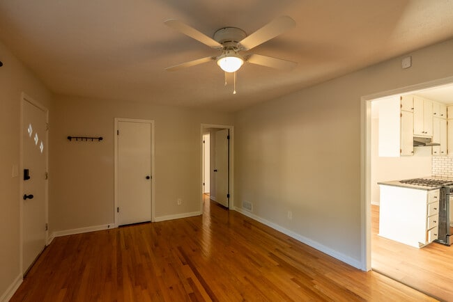 Building Photo - 4698 Garrett Dr SW