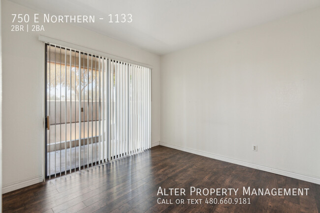 Building Photo - Private Condo in the Heart of Phoenix