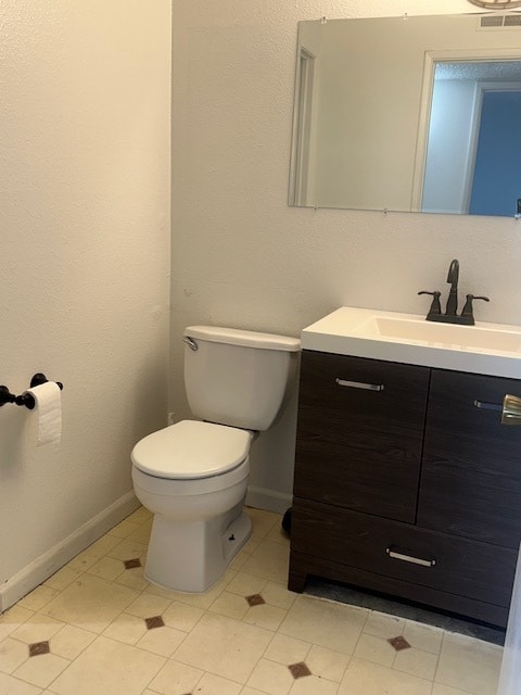 Building Photo - 304 N Riverside Dr