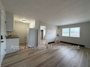 Building Photo - 141 N 4th St