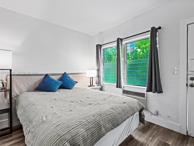 Building Photo - 1060 Pennsylvania Ave