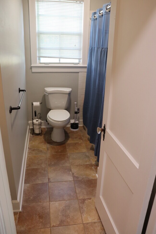 Bathroom #1 - 1275 Peachtree St