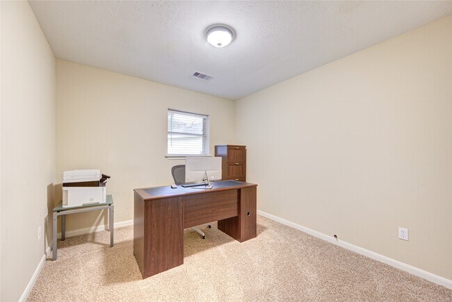 Building Photo - 12727 Westella Dr