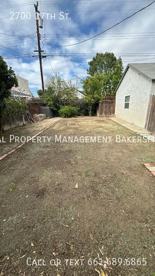 Building Photo - 2700 17th St