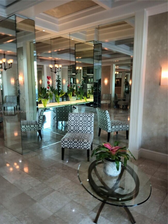 Building Photo - 1410 S Ocean Dr