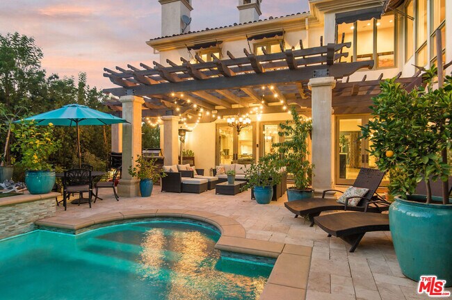 Building Photo - 24908 Bella Vista Dr