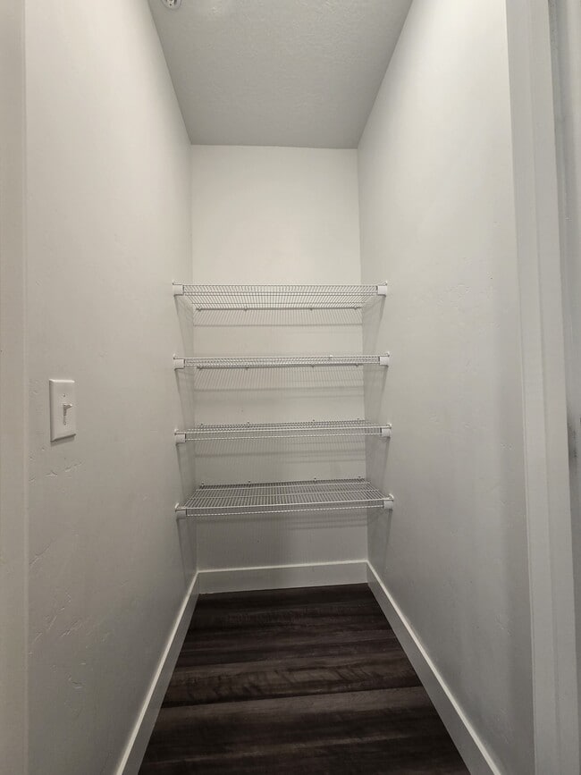 Building Photo - 1985 N 3330 W