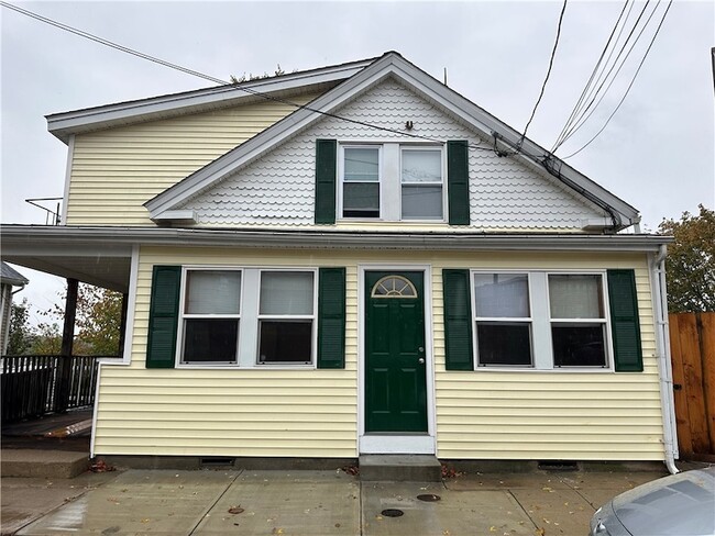 Primary Photo - 177 Boyden St