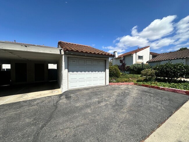 Building Photo - 248 Green Heath Pl