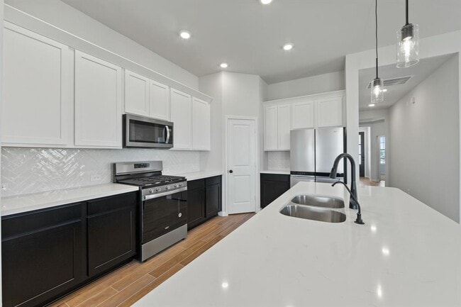 Building Photo - 12318 Liberty Vlg Dr
