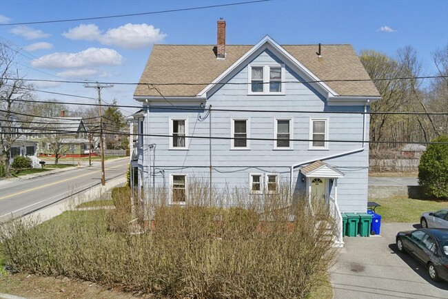 Building Photo - 298 S Main St