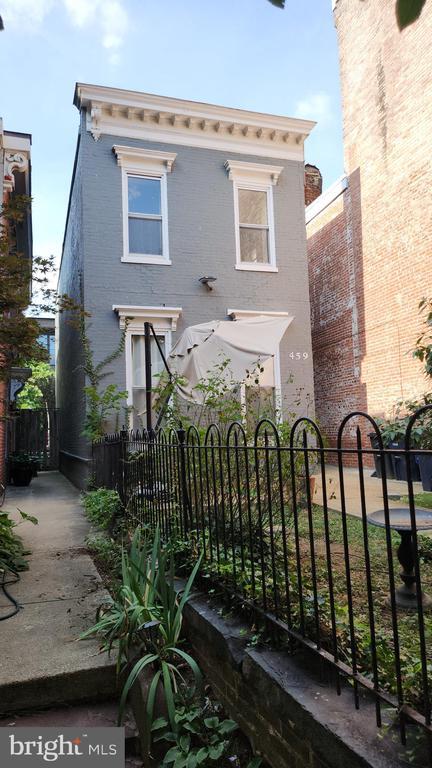Building Photo - 459 M St NW