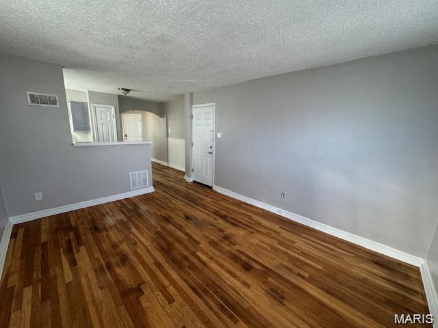 Building Photo - 4934 Kemper Ave