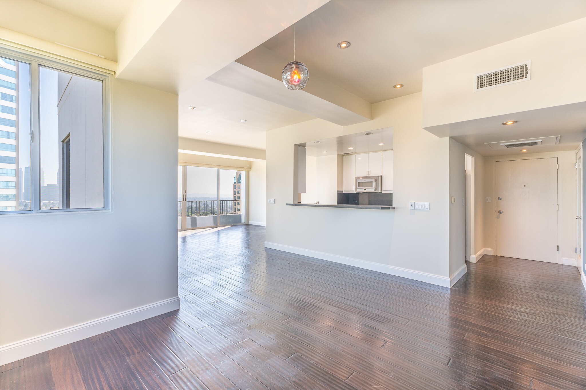 Building Photo - 10501 Wilshire Blvd