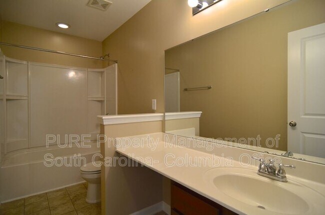 Building Photo - 242 Hawkins Creek Rd