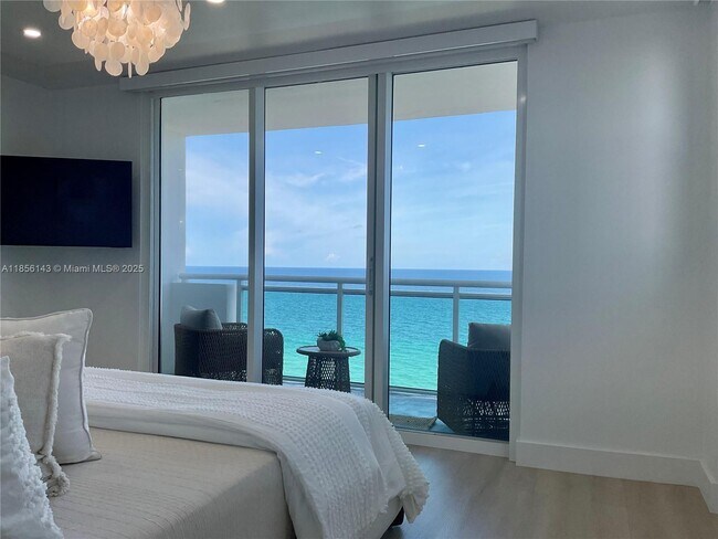 Building Photo - 3001 S Ocean Dr