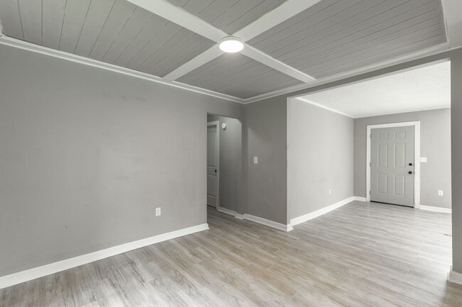 Building Photo - 2 Bedroom Home in East Ridge