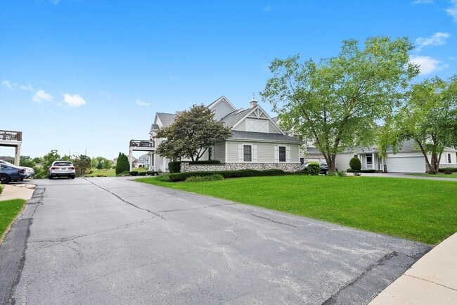 Building Photo - 21341 Windy Hill Dr