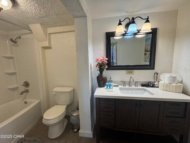 Building Photo - 203 Coronado Pl