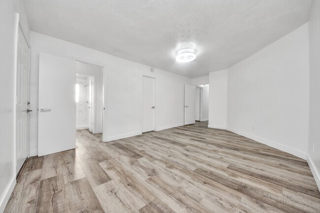 Building Photo - 11627 Bowlan Ln