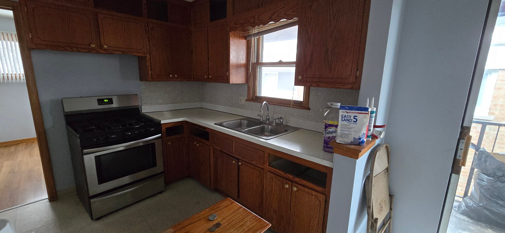 Kitchen Pic-03 - 5708 W Park Ave
