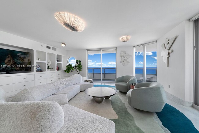 Building Photo - 5801 Collins Ave