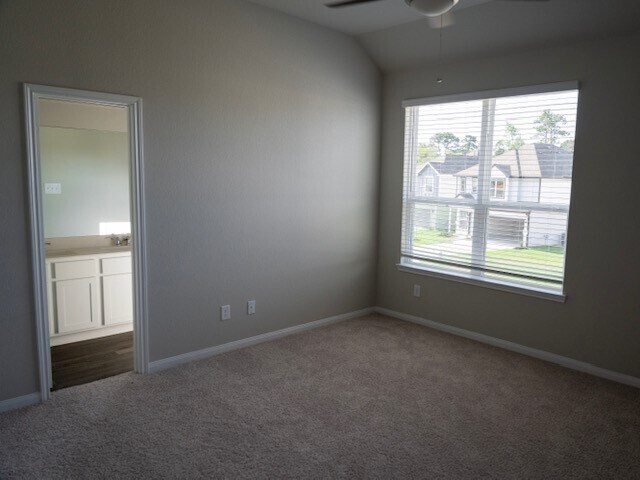 Building Photo - 2533 Sturgeon Wy