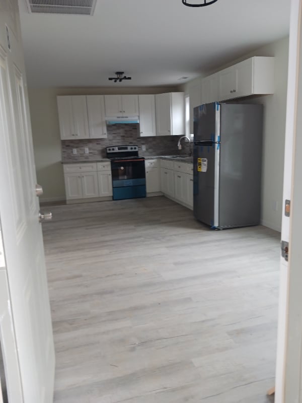 Building Photo - 241 Erwin Rd