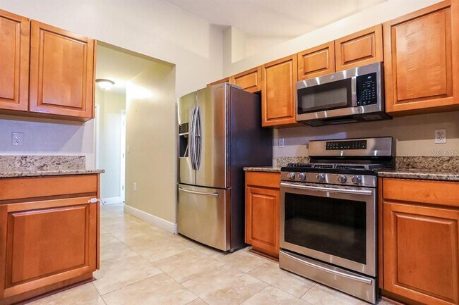 Building Photo - 3837 Lockridge Dr