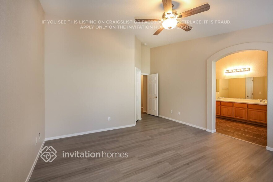 Building Photo - 1424 Laughing Larkspur Ave