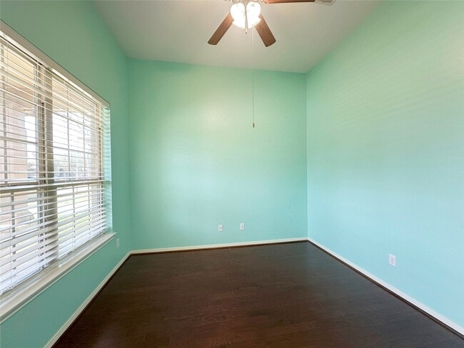 Building Photo - 18514 Magnolia Dell Dr