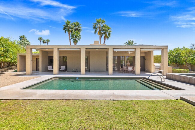 Building Photo - 70520 Gardenia Ct