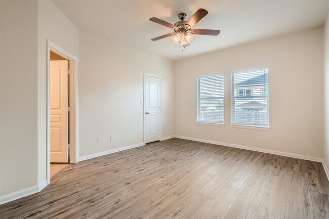 Building Photo - 137 Bufflehead Ln