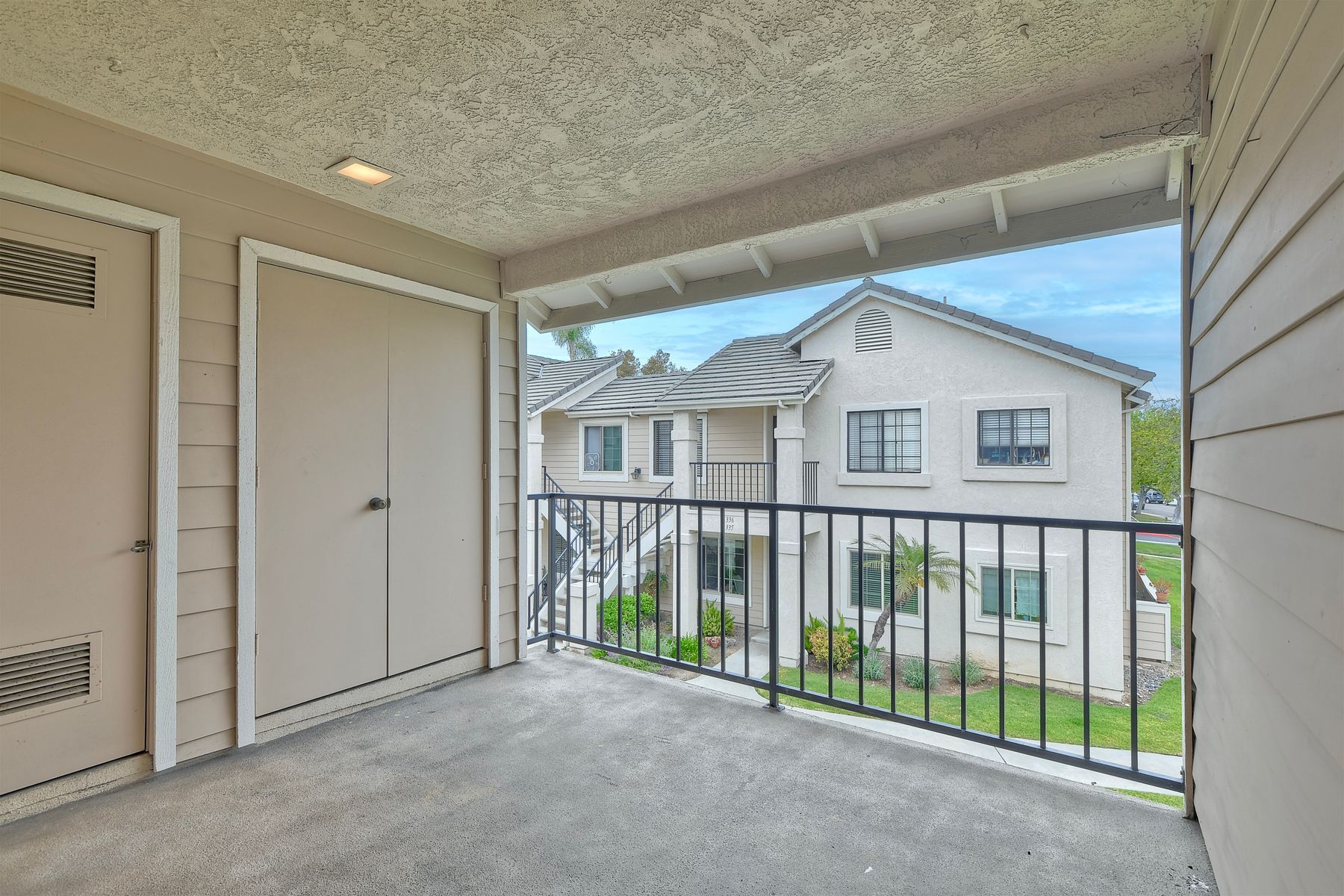 Building Photo - 10910 Summerdale Way