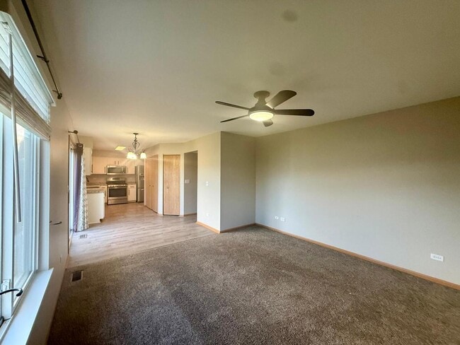 Building Photo - 2477 Smithfield Ct