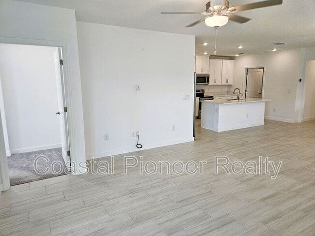 Building Photo - 10980 Gable Dig Lp