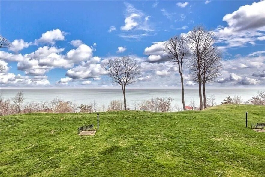 Building Photo - 3304 Baer Beach Rd