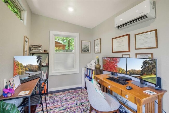 Building Photo - 9505 Southwick Dr