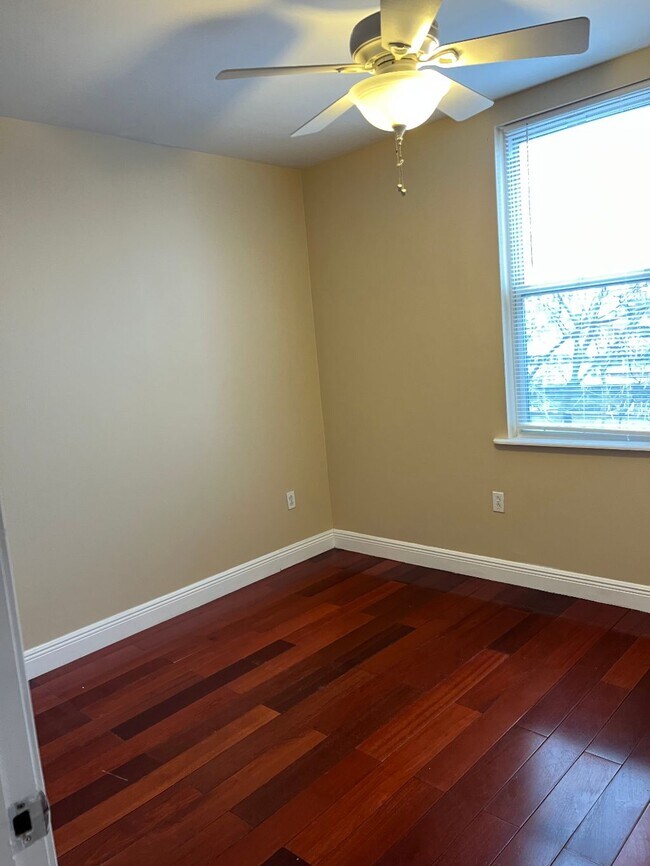 Back Bedroom - 1808 S 17th St