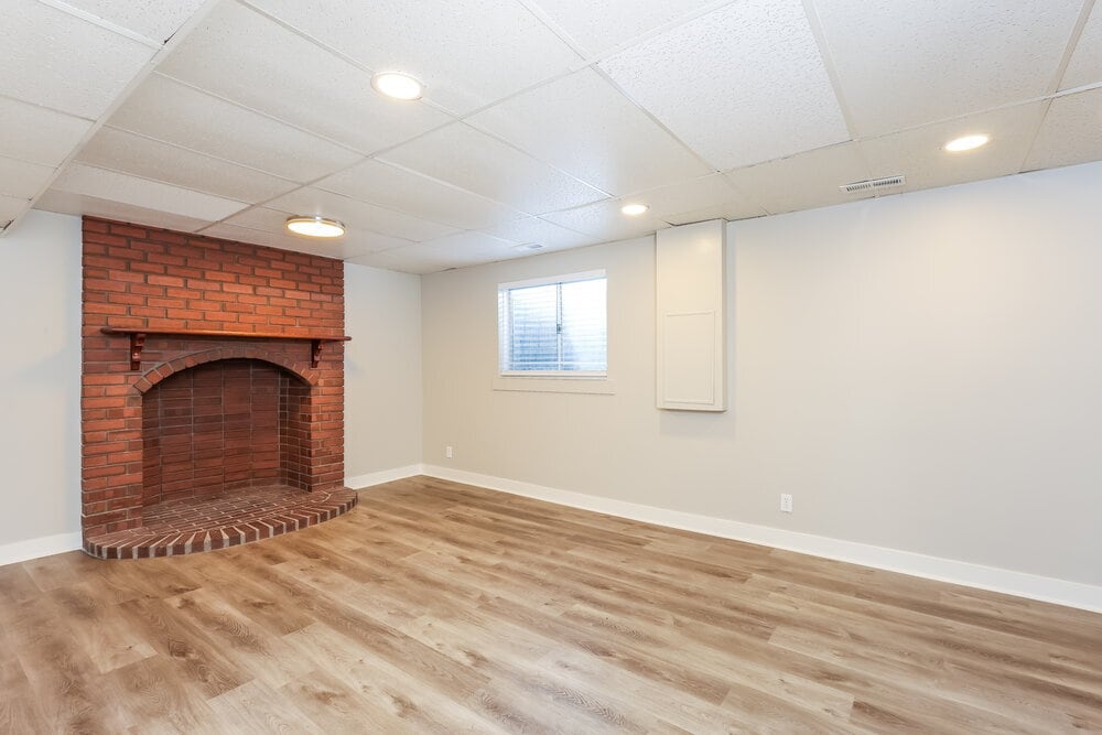 Building Photo - 9709 E Annalyn Dr