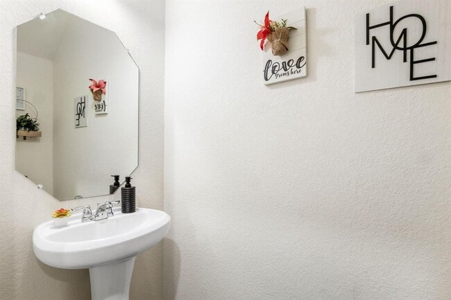 Building Photo - 101 Magnum Force Dr