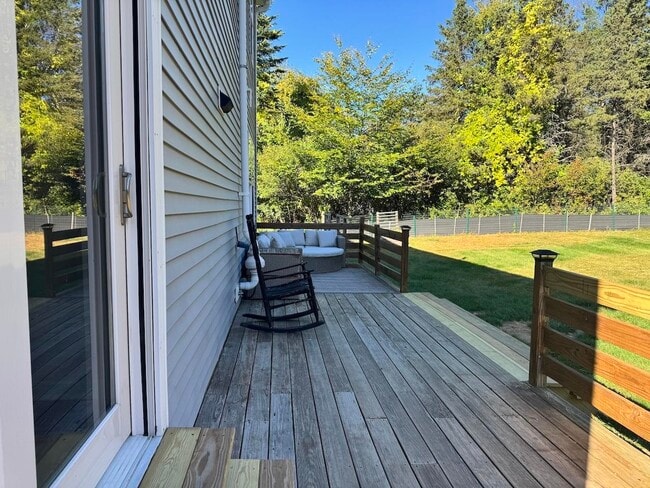 Building Photo - 83 Foley Rd